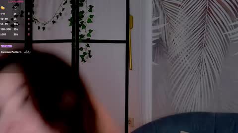 Snapshot of marie_diaze chatting on 06.05.26 Marie LEAVE YOUR WITH ME online show from 06.05.26