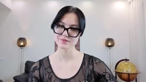 Snapshot of marie_fitch chatting on 02.24.26 Marie Fitch online show from 02.24.26