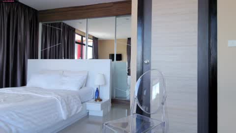 Snapshot of marie_jacob chatting on 12.07.24 Marie online show from 12.07.24