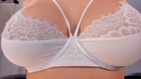  Im Marie Jane  online show from 12.19.24