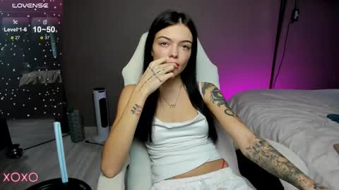 Maria  online show from 10.17.25