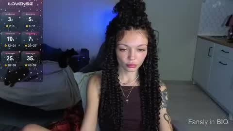 Snapshot of mariella__adams chatting on 06.24.26 Maria online show from 06.24.26