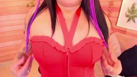 Marien online show from 02.23.25