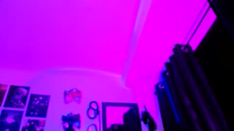 Snapshot of mariiana_velezz chatting on 12.04.25 mariiana_velezz online show from 12.04.25