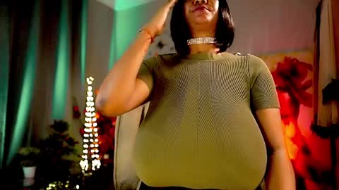 Snapshot of mariicha chatting on 12.29.24 Nikita - Scroll down and read my bio please. New Pictures in Bio online show from 12.29.24