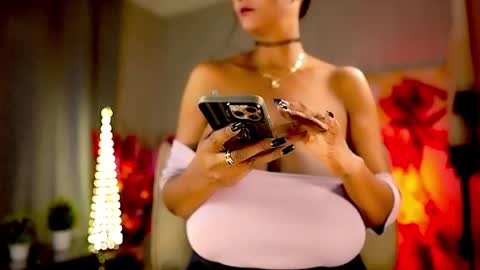 Nikita - Scroll down and read my bio please. New Pictures in Bio online show from 04.26.26
