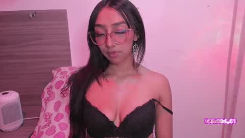 Snapshot of marijaneh chatting on 02.25.25 Luna Dulk online show from 02.25.25