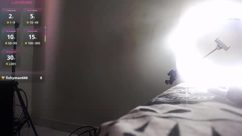 Snapshot of marilynetthan chatting on 11.13.25 marilynetthan online show from 11.13.25