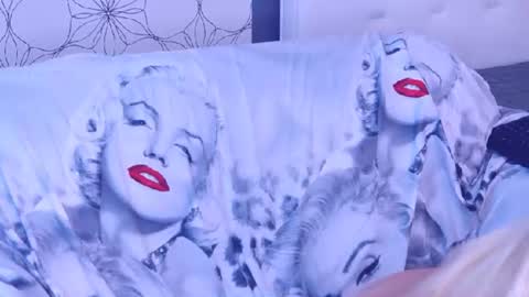 Mary Mais online show from 07.14.26
