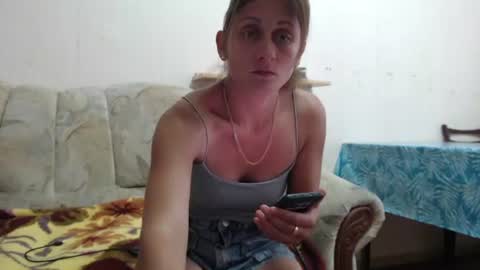 Snapshot of marina1995d chatting on 06.15.26 FOREVER YOURS online show from 06.15.26