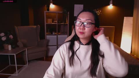 Snapshot of marine_vact chatting on 01.27.25 Marine online show from 01.27.25