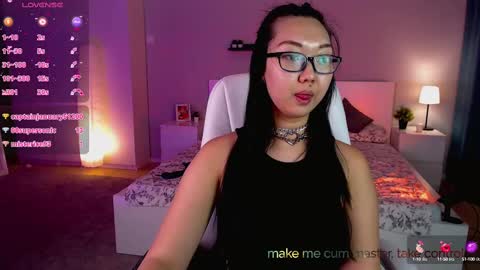 Snapshot of marine_vact chatting on 02.23.25 Marine online show from 02.23.25