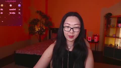 Snapshot of marine_vact chatting on 02.26.25 Marine online show from 02.26.25