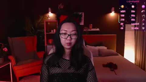 Snapshot of marine_vact chatting on 09.21.25 Marine online show from 09.21.25