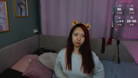 Snapshot of marine_vact chatting on 02.25.26 Marine online show from 02.25.26