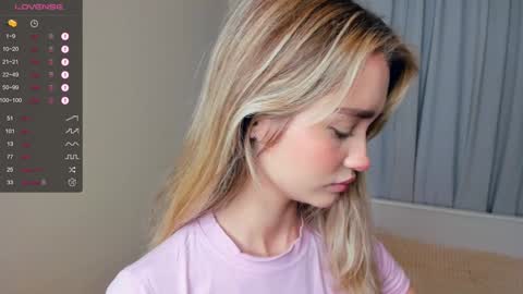 Alivia. online show from 12.20.24