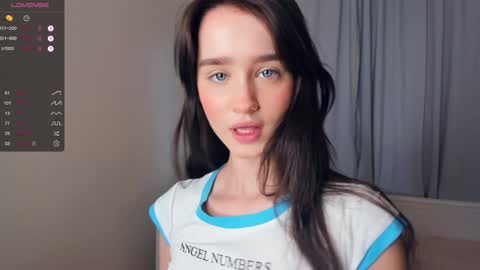 Alivia. online show from 01.22.25