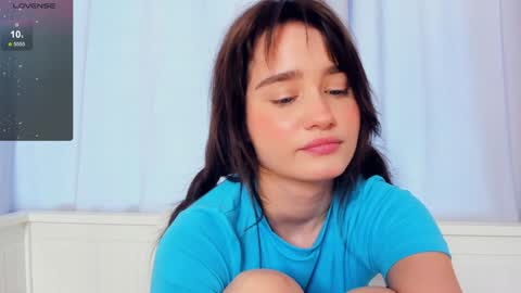 Alivia. online show from 02.05.25