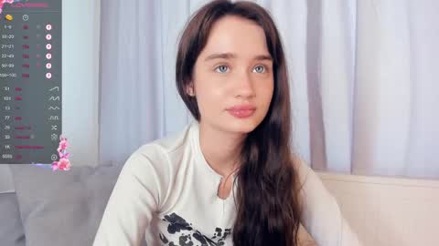 Alivia. online show from 02.21.25