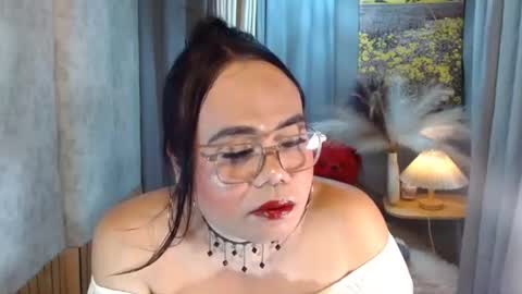 LEAH online show from 06.04.26