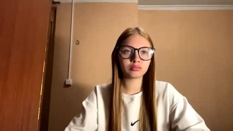 Liza online show from 10.29.25