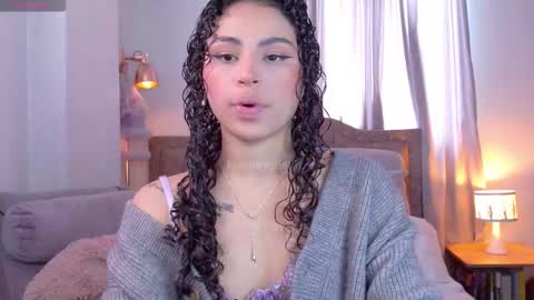 Snapshot of marivimichel03 chatting on 09.08.25 online show from 09.08.25