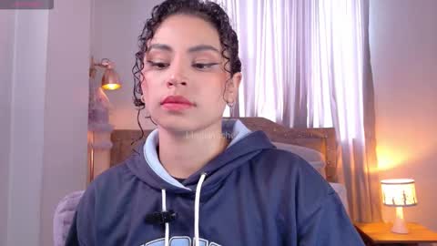 Snapshot of marivimichel03 chatting on 09.09.25 online show from 09.09.25