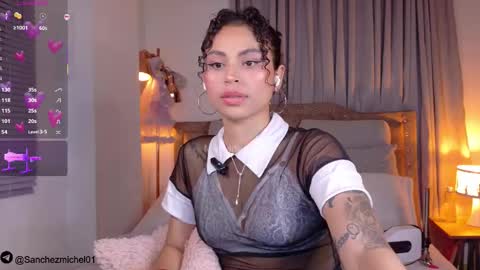 Snapshot of marivimichel03 chatting on 11.12.25 online show from 11.12.25