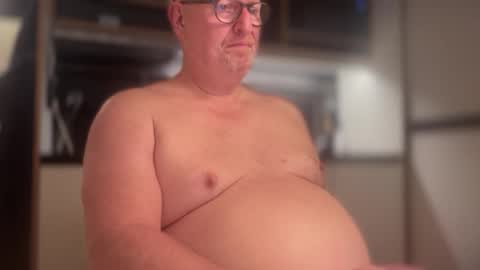 Snapshot of mark1963sub chatting on 12.09.24 Mark online show from 12.09.24