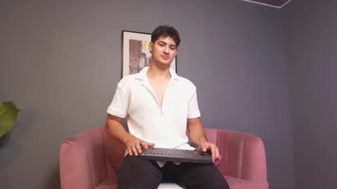 Snapshot of mark_evans1_ chatting on 10.24.25 mark_evans1_ online show from 10.24.25