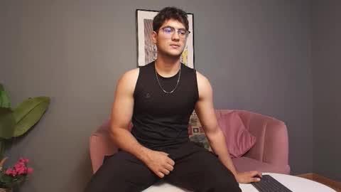 Snapshot of mark_evans1_ chatting on 11.07.25 mark_evans1_ online show from 11.07.25