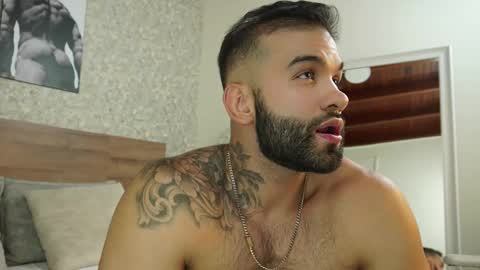 Mark online show from 03.08.25