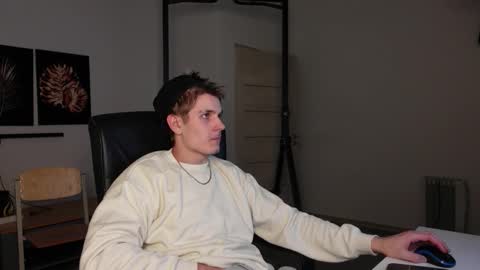 Snapshot of mark_karson chatting on 11.22.25 MARK KARSON online show from 11.22.25