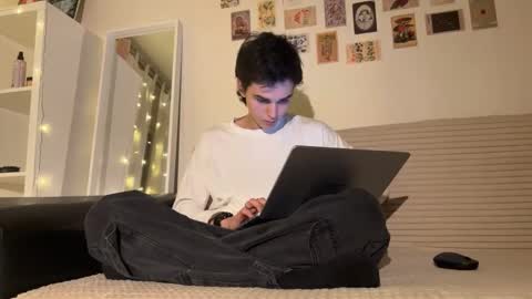 Snapshot of mark_romal chatting on 11.01.25 Mark online show from 11.01.25