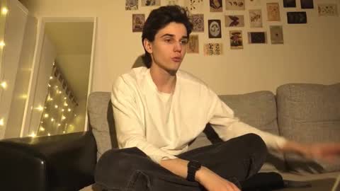 Snapshot of mark_romal chatting on 11.10.25 Mark online show from 11.10.25