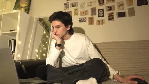 Snapshot of mark_romal chatting on 11.11.25 Mark online show from 11.11.25