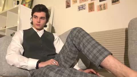 Snapshot of mark_romal chatting on 11.27.25 Mark online show from 11.27.25