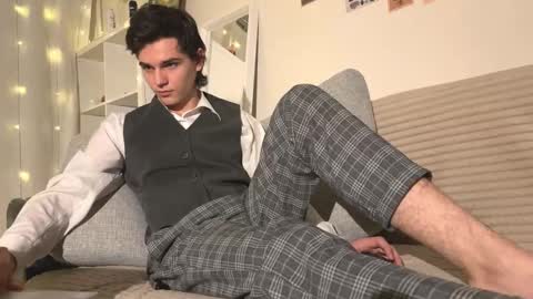 Snapshot of mark_romal chatting on 12.01.25 Mark online show from 12.01.25