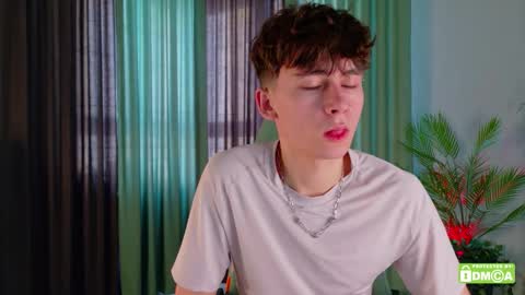 Snapshot of mark_safr chatting on 02.03.26 Mark online show from 02.03.26