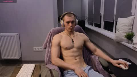 Snapshot of mark_stiff chatting on 01.15.25 Mark online show from 01.15.25