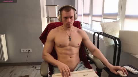 Snapshot of mark_stiff chatting on 01.28.25 Mark online show from 01.28.25