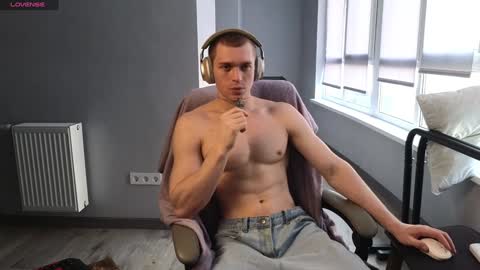 Snapshot of mark_stiff chatting on 02.01.25 Mark online show from 02.01.25