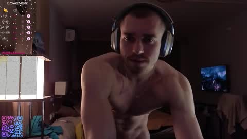 Snapshot of mark_stiff chatting on 11.28.25 Mark online show from 11.28.25