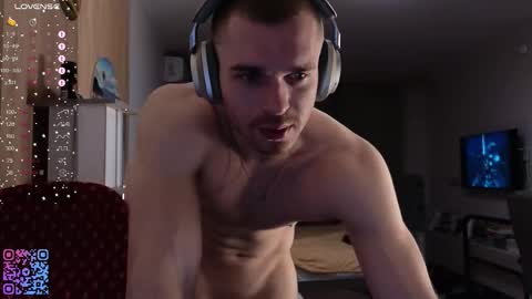 Snapshot of mark_stiff chatting on 12.15.25 Mark online show from 12.15.25