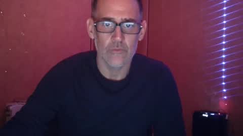 Snapshot of markbcnx chatting on 12.03.25 markbcnx online show from 12.03.25