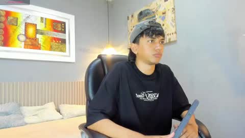 Snapshot of markbowie chatting on 06.03.26 markbowie online show from 06.03.26