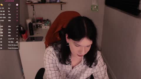 Snapshot of markcarthy chatting on 12.22.24 Mark online show from 12.22.24