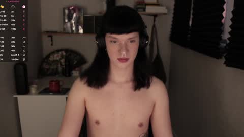 Snapshot of markcarthy chatting on 03.06.25 Mark online show from 03.06.25