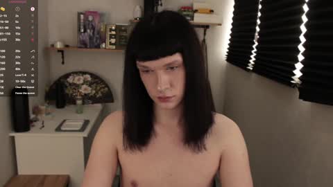 Snapshot of markcarthy chatting on 03.12.25 Mark online show from 03.12.25