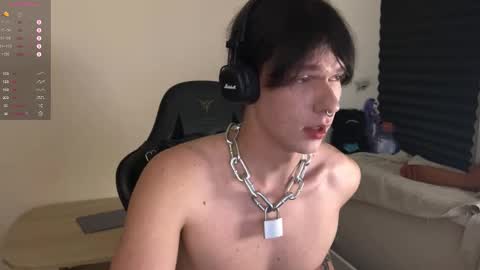 Snapshot of markcarthy chatting on 10.07.25 Mark online show from 10.07.25